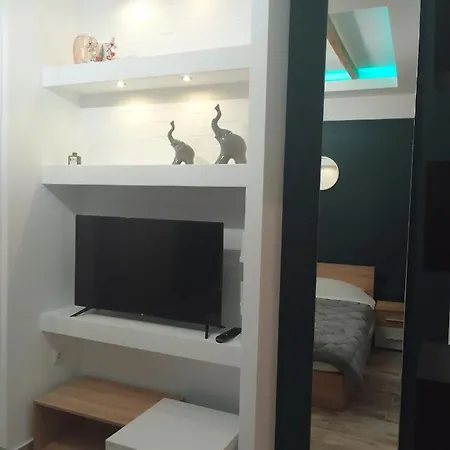 Appartement Petit - Center - Gorgopotamou 1